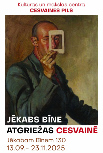 Lielāks foto